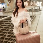 Pattranite Limpatiyakorn Instagram – ✈️
#Tumi
#TumiAsra
#TumiTH 
@tumitravel