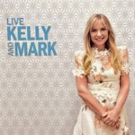 Jessica Capshaw Instagram - Friday morning fun with @livekellyandmark 🩷
