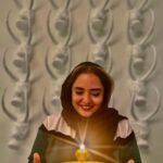 Narges Mohammadi Instagram - بماند به یادگار از تولد امسال 
ممنونم از فریبا و مهرداد عزیز برای ساختن این شب زیبا