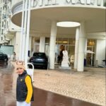 Lamitta Frangieh Instagram - Vacation with my 💛
.
.
#frenchriviera #momandson #justin#cannes#cotedazurfrance #march #lamittafrangieh #suddelafrance #vacationmodeon😎