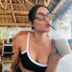 Sanya Lopez Instagram - Water you doing? 🤪🏝️