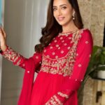 Bidya Sinha Saha Mim Instagram - Red rose 🌹❤️