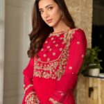 Bidya Sinha Saha Mim Instagram - Red rose 🌹❤️