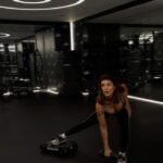Elisabetta Canalis Instagram - Back to weights today! Grazie @giorgiomerlino per questa full immersion 😅