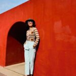 Beauty Gonzalez Instagram – Time Travelers 🩷

Zoom in on Olivia’s shades on the second photograph to see our lovely Photographer 💜📸