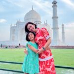 Beauty Gonzalez Instagram – A wonderful morning at the Taj with these two,
It doesn’t matter how many times you’ve seen it in photographs, and even how many people are there in the crowd with you, 
Everything and everyone disappears at first sight.
It is absolutely beautiful from any angle, 
And from every point of view. 🤍

Sharing these moments with the two of you made it even more special 🤍🤍

Just can’t take my eyes off you 🩷