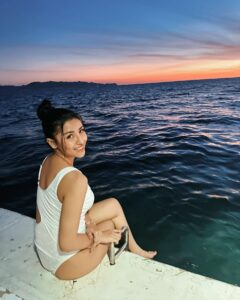 Sanya Lopez Instagram - ☀️