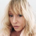 Alla Pugatcheva Instagram - Скорбь должна быть в ДУШЕ,а не в Instagram,  АМИНЬ,🙏