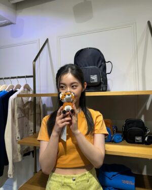 Park Ji-hu Instagram - #maisonkitsune #babyfox #베이비폭스
@maisonkitsune 🦊🦊🦊