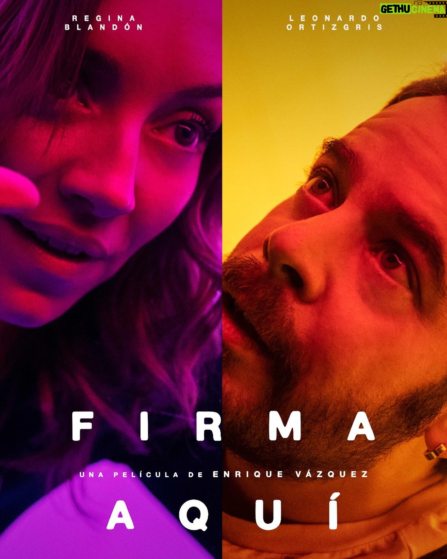 Regina Blandón Instagram - El 9 de mayo se estrena en cines #FirmaAquí😍. Ópera Prima de @enriquevslafotoantigua 🙌🏼. Estamos muy felices. No saben qué chingón rodaje y crew. ¡Emociona mucho que por fin estrenamos en cines! Les quiero tanto @ortizgris @mtc_mtc @marcelaguirado @tamaravallarta @camacho.cv @julio_dp @nilkiwei @reginus @bryandalpozzo @aldoescalantealdo @mariane.cartas @monicalozano @eamonofarrill @adelleachar @vicoescorcia @rhyscpc