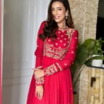 Bidya Sinha Saha Mim Instagram - Red rose 🌹❤️