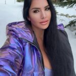 Lamitta Frangieh Instagram - Happy Easter from Justin & Me 💜❄️
.
.
.
#skiing #mountains #grenchalps #momandson #familygoals #vacation #cotedazurfrance #france #snowwhite #snowsnowsnow #lamittafrangieh #europelovers #happyeastereveryone #travelphotography #travelawesome