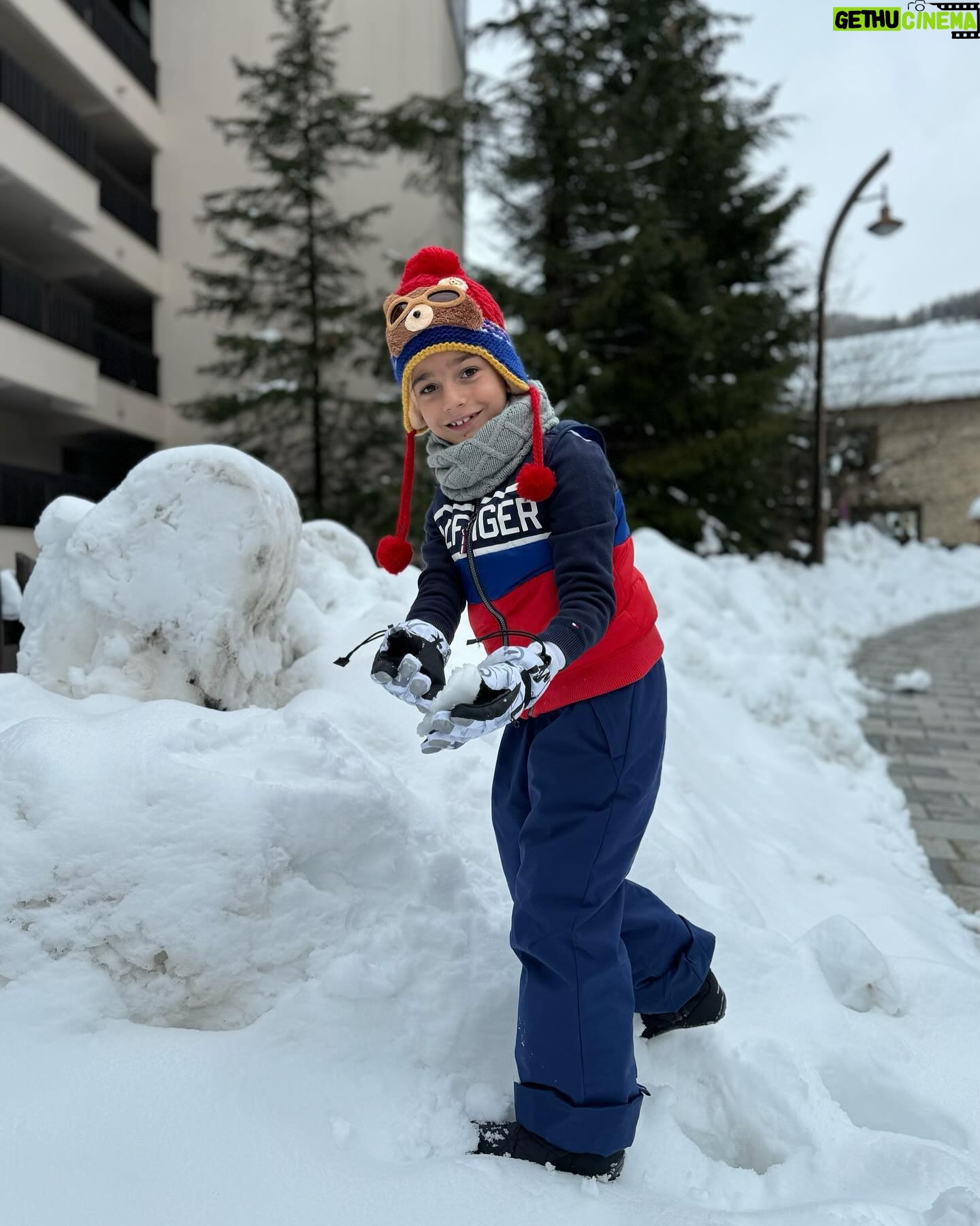 Lamitta Frangieh Instagram - Happy Easter from Justin & Me šāļø
.
.
.
#skiing #mountains #grenchalps #momandson #familygoals #vacation #cotedazurfrance #france #snowwhite #snowsnowsnow #lamittafrangieh #europelovers #happyeastereveryone #travelphotography #travelawesome