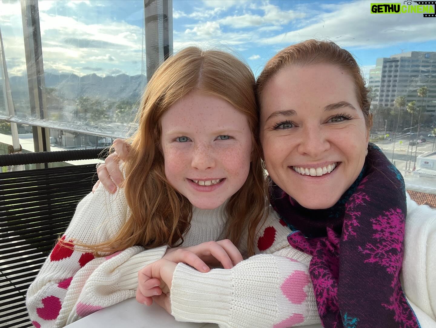 Sarah Drew Instagram - Easter was beautiful. It’s a girls’ vacation for us as Peter and micah are on a boys’ trip! Hannah and I sang at church, had a hunt for @officialminiverse sets- made some mini food then prepped for some friends to come to town this morning- then had a fancy rooftop Easter dinner! Love my girl! Happy Easter everyone!
