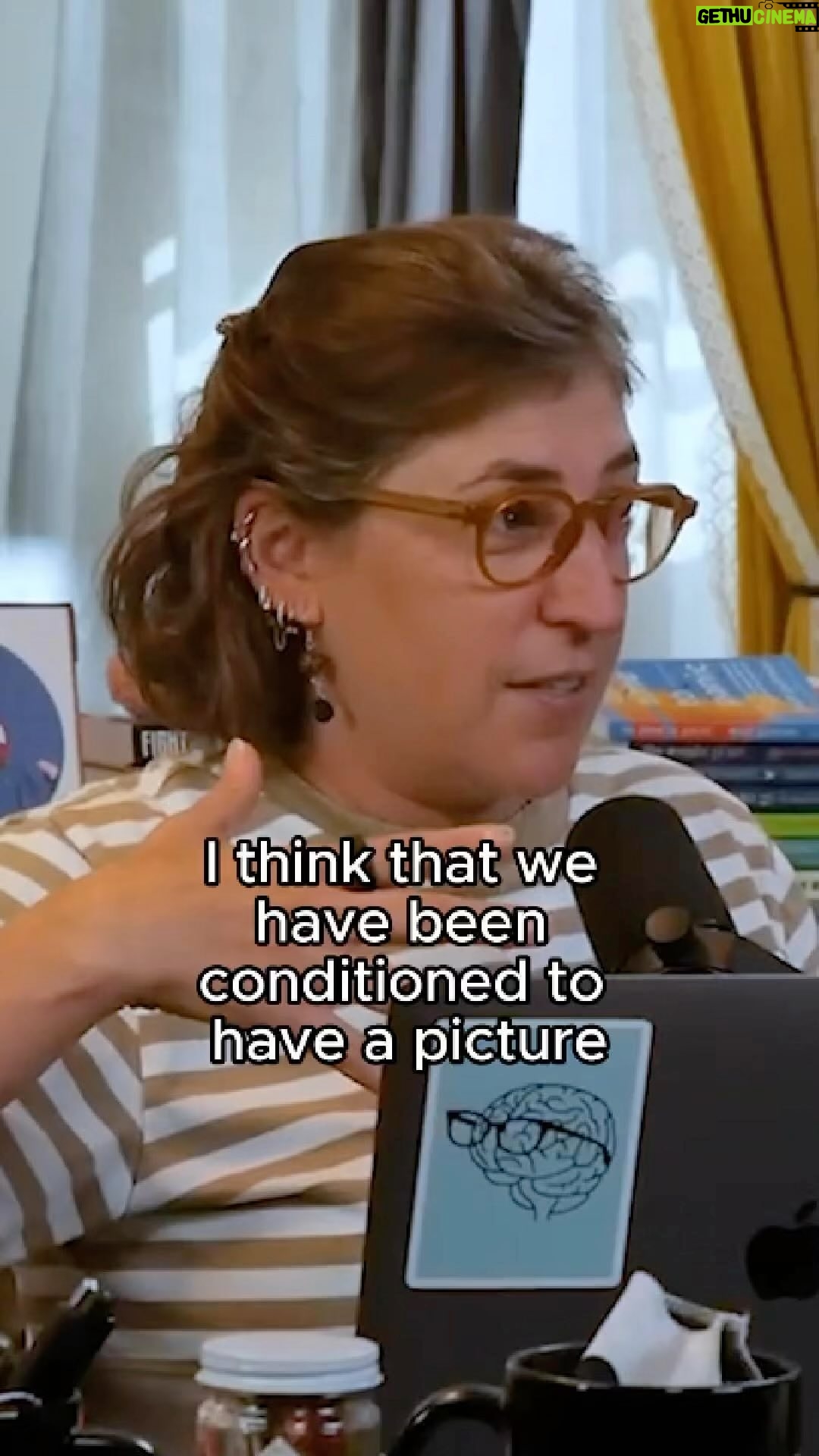 Mayim Bialik Instagram - Have we been conditioned to believe that true beauty means never aging, never changing? What does looking good really mean to you? Now streaming! 🧠💥 Our #BialikBreakdown episode with Justine Bateman! ➡️ The complete episode is at the link below or in our bio. https://youtu.be/HoaaW8LfNGk?si=ZlUaZOZ88D_xT11j
#JustineBateman #mayimbialik #mentalhealthpodcast #aging