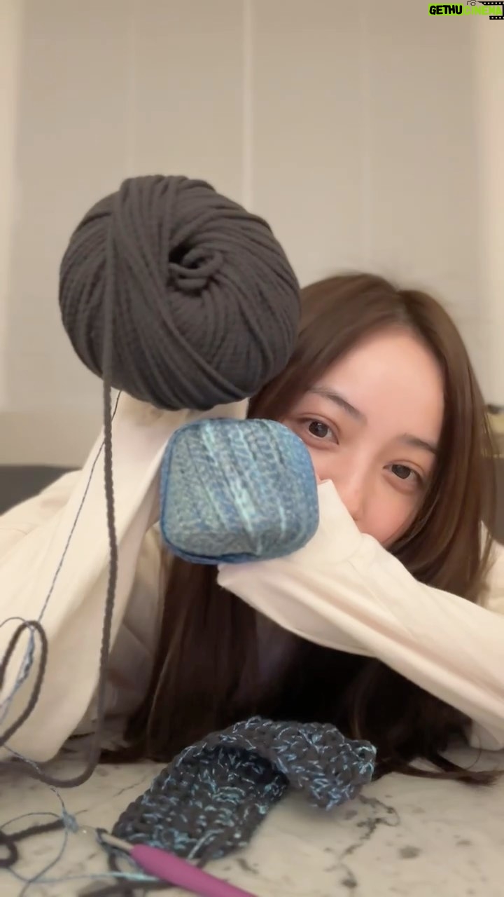 Nozomi Sasaki - 112.3K Likes - なう。
最近の自分の時間🧶
夜、やるべき事をやり、
後は寝るだけの状態でゆったりと♡
この時間が最高!!!
編み物の写真載せたら、編んでる姿も…とあったので✨
鼻の上、爪で引っ掻いて皮剥けた…
早く治します🙏
#趣味