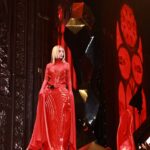 Jolin Tsai Instagram - 看上了你 
能怎麼著
#美杜莎 女士
#uglybeauty2024佛山站