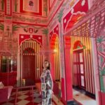 Beauty Gonzalez Instagram - Intentionally Wes Anderson 🩷

Capturing the Zeitgeist of Jaipur within these walls,
This property which has graced the covers of most of the major design magazines of the world
 does not disappoint in person. 💜
It is absolutely stunning.💙