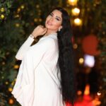 Lamitta Frangieh Instagram – Dubai Nights πβ¨
Outfit @musedboutique
πΈ @se3aphotography
Makeup @lasirenegroup
@palazzoversacedubai
.
.
#dubainight #lamittafrangieh #palazzoversacedubai #brunette #iconic #ladyinwhite