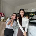 Worranit Thawornwong Instagram - แวะมาทำสวยที่คลีนิค @medice_clinic ค่ะ 😹💕
ใครมีปัญหาเรื่องใด มาปรึกษาพี่หมออุ้มได้ฮะ @aum_s