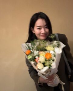 Shin Min-a Instagram - 감사합니다🎂❤️(4월5일☺️)