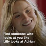 Julia Beautx Instagram - Was war das coolste Geburtstagsgeschenk, das ihr je bekommen habt? 🎈

Lilly, gespielt von Julia Willecke, wird in der Serie „Frühling” 23 Jahre alt. Ihr Freund Adrian sammelt bei seinem Geschenk ordentlich Pluspunkte, denn er hat sich Lillys Wunsch gemerkt: Ein tolles Sommerkleid. Na dann: Happy Birthday!

🔗 Den Link zur Serie „Frühling” findet ihr in unserer Bio.

@juliabeautx @simonethomalla @kristoferkic

#zdfmediathek #zdf #juliabeautx #frühling #watchtipp #geburtstag #liebe #geschenke #verliebt