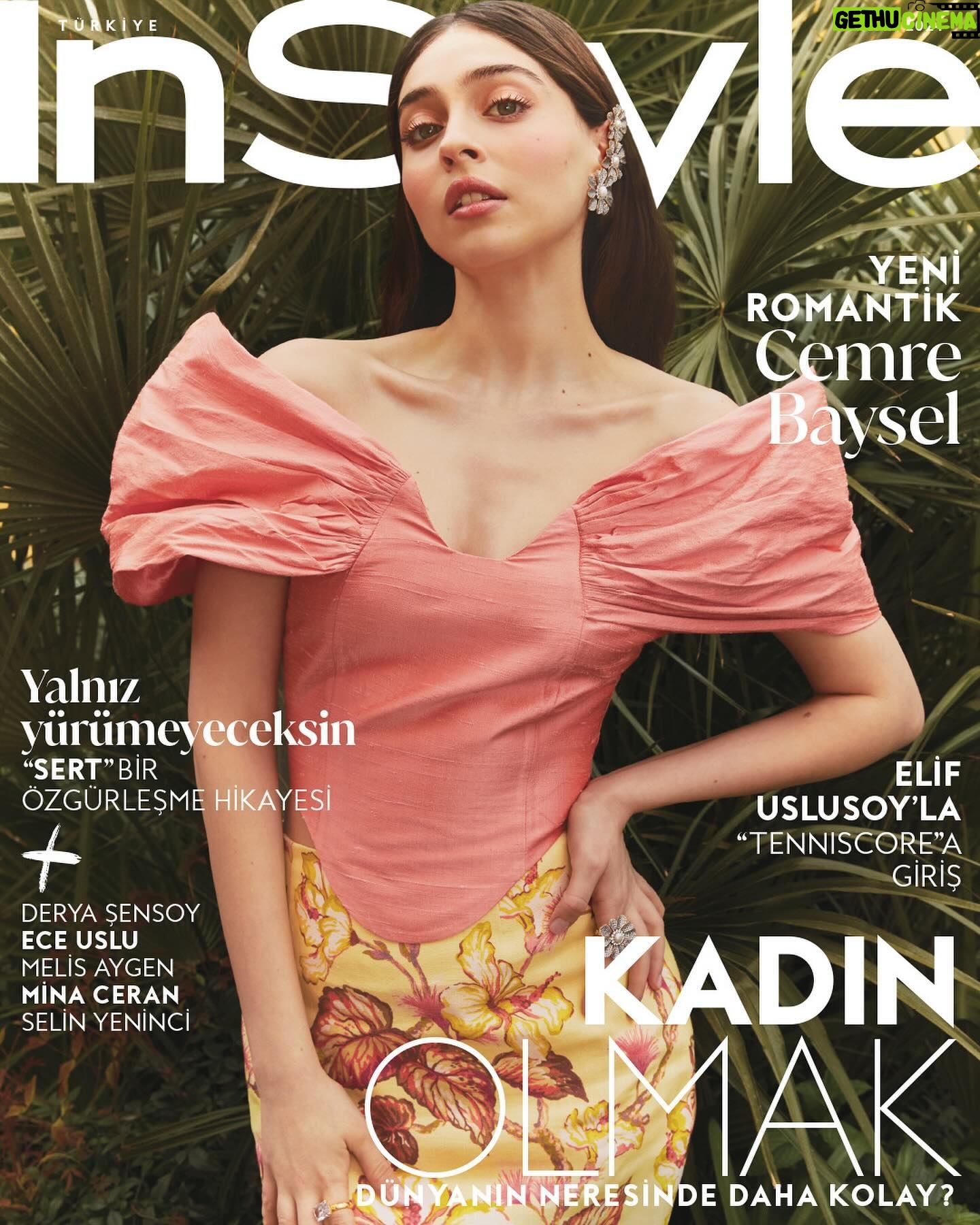 Cemre Baysel Instagram - Nisan sayımızın başrolünde, sıra dışı güzelliği ve hayallerini gerçeğe dönüştürebilme gücüyle Cemre Baysel var. InStyle Nisan, çok yakında tüm dijital platformlarda ve bayilerde!
@cemrebaysel
Yayın Direktörü: @isiksimsek
Röportaj: @eylulsolakoglu
Fotoğraf: @emreyozcan
Styling: @nazlikayran
Styling Asistanları: @ekinsuoktar, @nazlicgundogdu
Saç: @ibrahimzengin | @no21istanbul
Makyaj: @hamiyetakpinar
Saç Asistanı: @hairbyenesucar
Makyaj Asistanı: @h.senaarslan
Fotoğraf Asistanları: @muraterdoganph, @erenkaia, @aycaayazzz
Prodüksiyon: @ebrudoner
Mekan: @fssultanahmet
@mehtapelaidi bluz.
@begumkhan ear cuff ve yüzükler.
@zimmermann etek, @beymen.
#InstyleTurkiye #InstyleTurkish #CemreBaysel #YeniRomantik