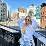 Julia Beautx Instagram - New York Tag 1 wurde erfolgreich gemeistert, in der Erinnerungskiste der positiven Ereignisse ganz oben abgelegt und mit Stern markiert