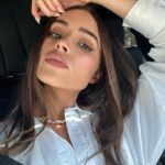 Olivia Culpo Instagram – 🤍 @rainbowkjewelry @khaite