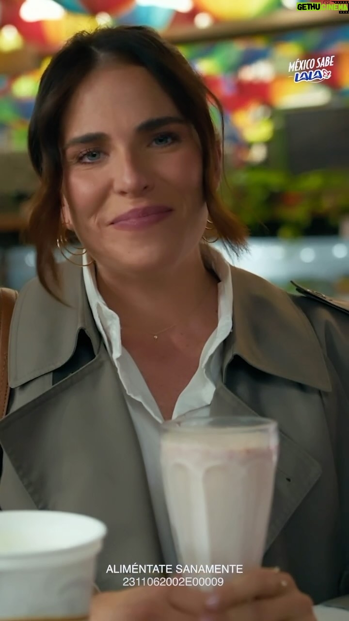 Karla Souza Instagram - ¿Quieres descubrir a qué sabe México?
Junto a Lala® buscaremos lo que los mexicanos saben. ¡Acompáñanos!