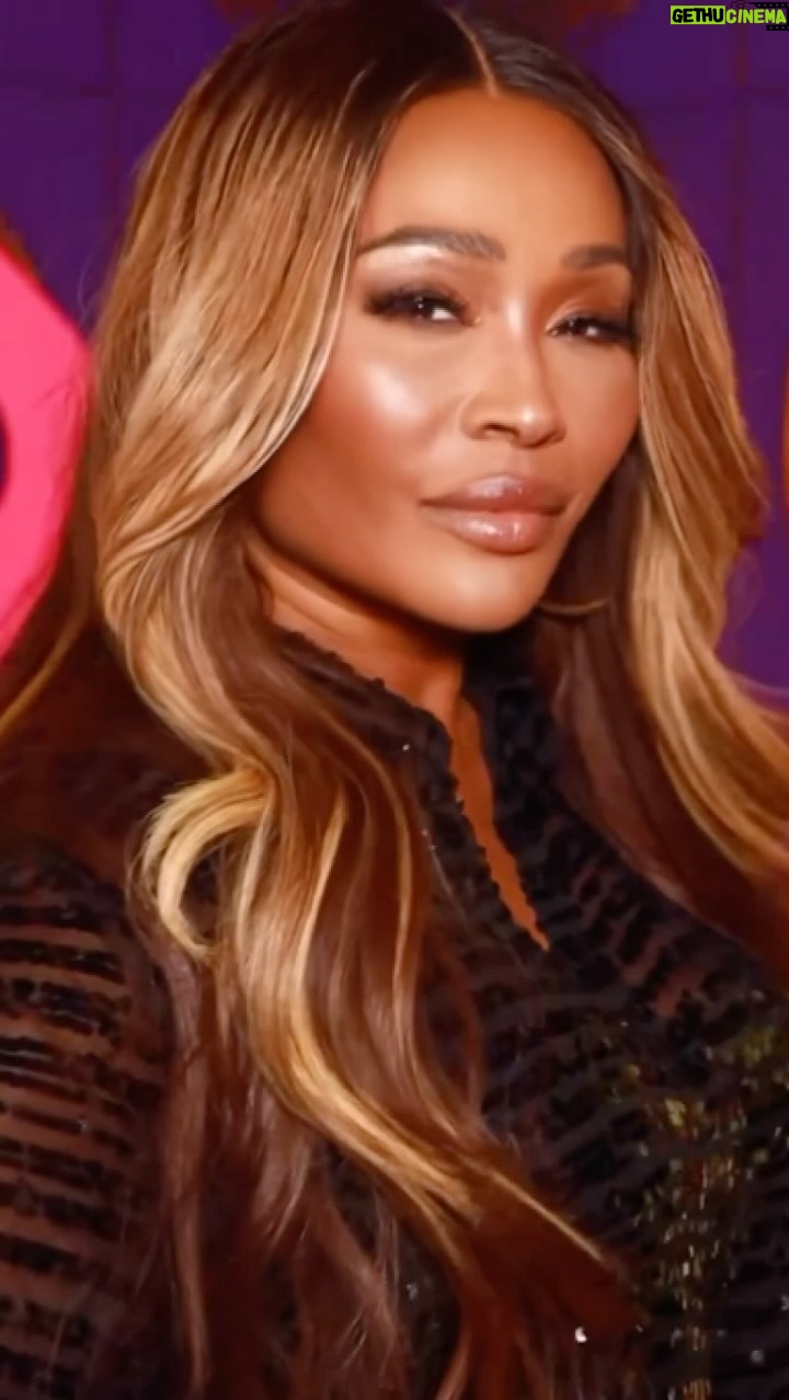 Cynthia Bailey Instagram - DO IT LIVE!!!๐๐๐
welcome to the world of @vinivia.live! got a chance to celebrate the launch last night with some of the worldโs biggest social media influencers & content creators! IT WAS INCREDIBLE!
So thrilled to announce the official launch of Vinivia - where every moment is an adventure, and every stream is a story waiting to unfold.
Join us as we embark on this journey together! Itโs a new era & itโs all happening live!!!
Download the app today and DoitLIVE!!!๐ฒ
#Vinivia #DoitLive #livestreaming #thefuture #viniviapartner