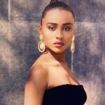 Cynthia Bailey Instagram – βWe are shaped by our thoughts; we become what we think.
When the mind is pure, joy follows like a shadow that never leaves..βπͺ·
-Buddha
#flashbackfriday
#positiveenergy
#cynthiabailey
#staythecourse
#godswill
#babycynt
#modelcynt
#love