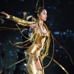 Jolin Tsai Instagram - 我曾以為完美小姐 只要咬著牙有一天也會 獲得了愛並非只是絕對
#惡之必要
#uglybeauty2024深圳站
 @whitakermalem