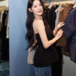 Cho Mi-yeon Instagram - #광고 @luv.m_official 🩵🪽⸜( ˙ ˘ ˙)⸝♡ 러브엠💕