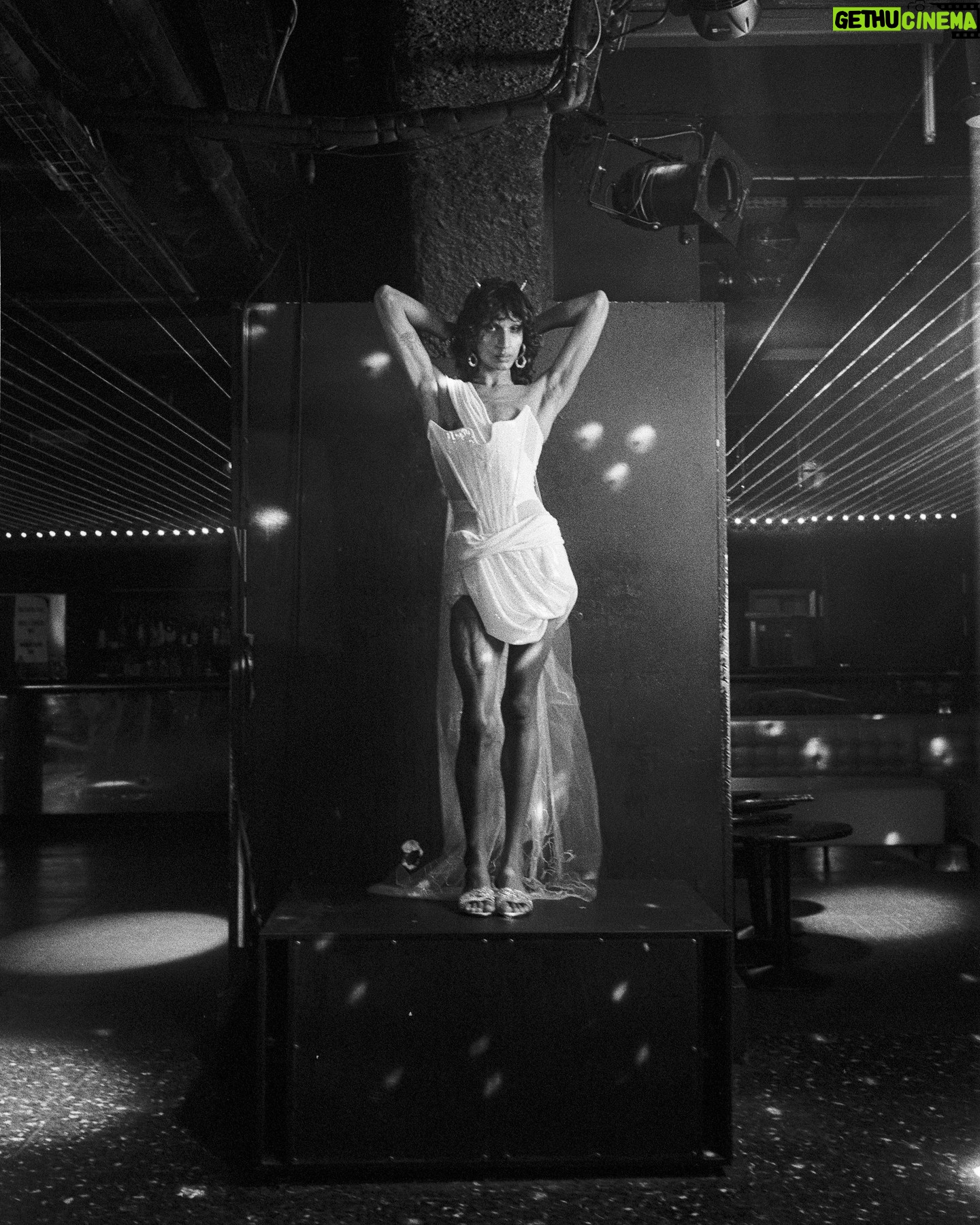 Vivienne Westwood Instagram - As an ode to affinity – and what that means to the individual – our couture campaign reveals a series of portraits of real people in Paris.
For Gabriel, the notion of affinity leans towards personal emancipation, as he finds comfort in a new city. Accordingly, Gabriel was photographed in a nightclub, where he feels the most free.
Photography by @kingsley_ifill
Styling by @florahuddart
Talent: @ariieyl
#VWBridal #WestwoodBridal