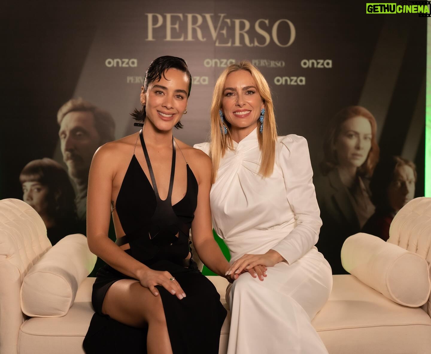 Esmeralda Pimentel Instagram - PERVERSO
19 de abril por @primevideoes
Honor infinito ser parte de este proyecto!
Gracias a todo el equipo delante y detrás de cámaras por su excelencia y dedicación en cada parte del proceso. 💖
¡Este viaje es nuestro!
@onza.tv
@serieperverso