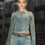 Isabela Merced Instagram - Turtles Boots the House Down 🐢🌀✨💅🏽
S/o to @_miazaki_ for the photos & @diesel for the fit & @chloeandchenelle for finding these thought spiral earrings for me!!! Turtles All the Way Down May 2nd on @streamonmax TELL EVERYONE 🗣️🫂