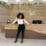 Chelsy García Instagram - Cuidando de mí misma donde los mejores @laserblu ❤️🧖‍♀️