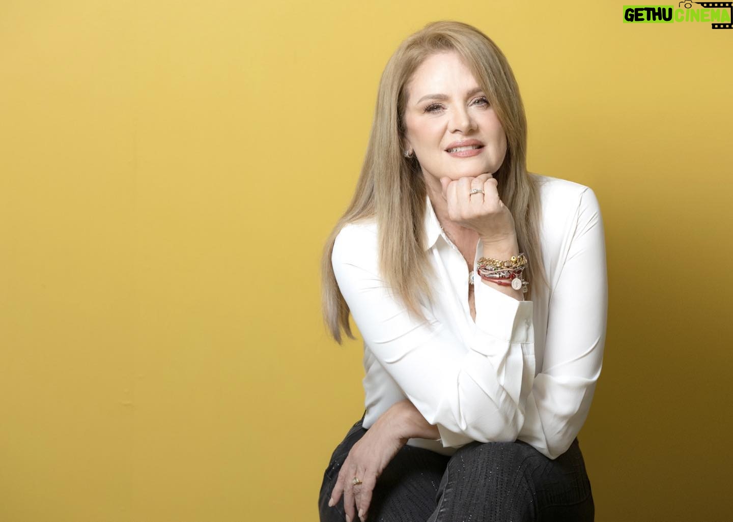 Erika Buenfil Instagram - Nunca dudes de tu potencial y de todo lo que eres capaz de lograr ππ»β€οΈπ #foto @jaimemartinfoto #makeup @vicoguadarrama #pelo @fertzpedraza #vestuario @stylist_marcocorral