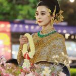 Fan Bingbing Instagram - Hello Thailand! ✨ Sending warm wishes for a blessed and joyful Songkran! 🌟💐🥰