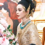 Fan Bingbing Instagram - Hello Thailand! ✨ Sending warm wishes for a blessed and joyful Songkran! 🌟💐🥰