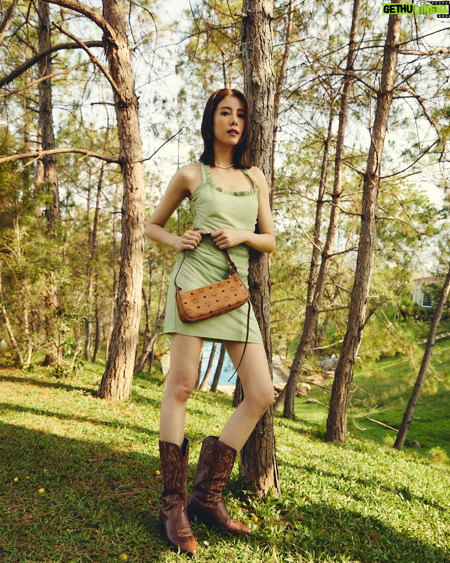 Esther Supreeleela Instagram - Travel with @mcmthailand #mcmthailand 🌻