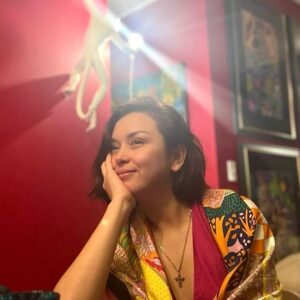 Beauty Gonzalez Instagram - In my Fortress of Solitude ..
Pondering where to next.🌎

📸 @biancaninat