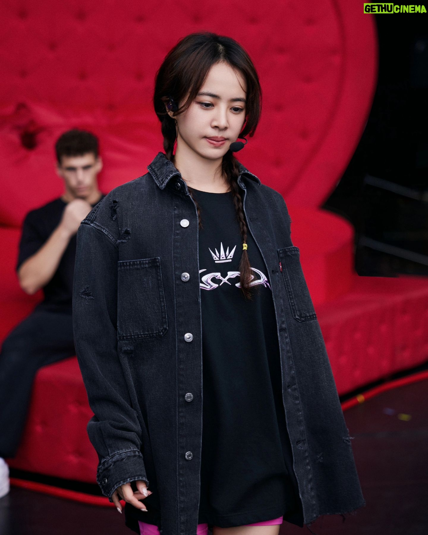 Jolin Tsai Instagram - 謝謝 @levis_hongkong
@levis_taiwan
為Team Jolin打造的Ugly beauty ×Levi's 專屬禮服
#怪有型的
#uglybeauty2024finale
#teamjeans