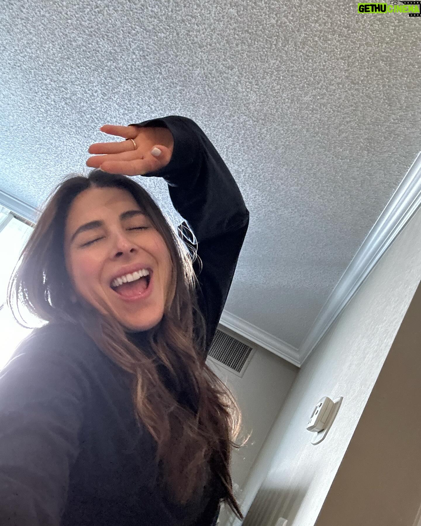 Daniella Monet Instagram - Wrapped Friday, Saturday morning, and coasted into a beautiful weekend full of FaceTimes, perfect weather and some errands. It’s so fun to be tourist in a pretty city 🫶🏼 Andrew said he’d move here…