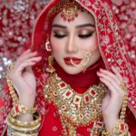 Wawa Zainal Instagram - #asoka makeup for beautiful @w4w4_zainal 😍❤️ uols dh tgk ke transition Asoka tu?😍 kalau belum cepat tgk okay, jgn lupa like & share, hehe, kalo dpt sambutan wawa nak belanja lagii tau transition best2😍 tq wawa for having me💕 #bollywoodmakeup
.
@makeupbynadianordin 
.
Alhamdulillah❤️
For makeup service/ class pls whatsapp 017-2342299 Nadia💋
.
 #hudabeauty #makeupbynadianordin #muamalaysia #muakl #muaseremban #muamalaysia #muanilai #muaputrajaya #muaseremban #muaklang #muashahalam #muakajang #muaampang #muaselangor #makeupartistmalaysia #makeupartistselangor #makeupartistshahalam #muagombak #muarawang #muasungaibuloh #muadamansara #muakepong #muasetapak #makeupartistkualalumpur #makeupartistkl #narsmalaysia #macmalaysia #makeupantibadai #kelasmekap