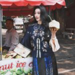 Fan Bingbing Instagram - Sawadee ka! 🥰 
Thai coconut, yummy!

Photographed by: @zhao.pt