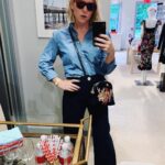 Jessica Capshaw Instagram - Serious business. #fridayfeels