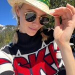 Poppy Delevingne Instagram – This ain’t Texas 🎿