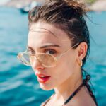 Rabia Soytürk Instagram - look cloesly